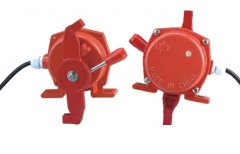 DSLS-S雙向拉繩開(kāi)關(guān)，手動(dòng)復(fù)位輸送機(jī)跑偏開(kāi)關(guān)